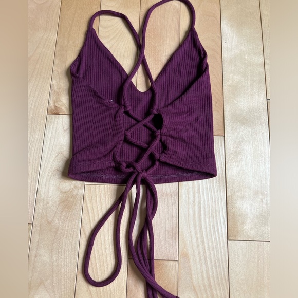 Burgundy crossed back tank top, size extra small - Picture 2 of 2